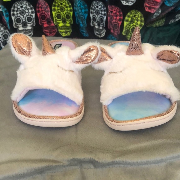 Kensie Shoes - Kensie unicorn slippers